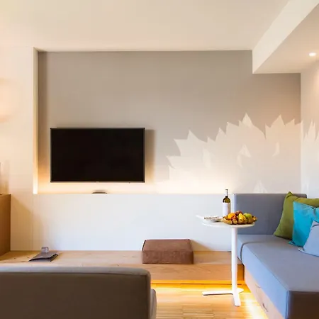 Astoria Hotel 4*
