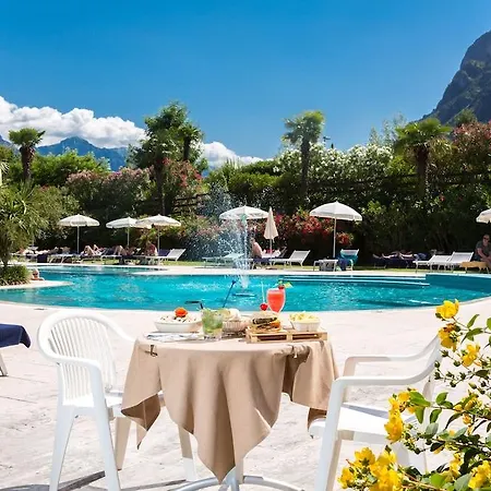 Astoria 4* Riva del Garda