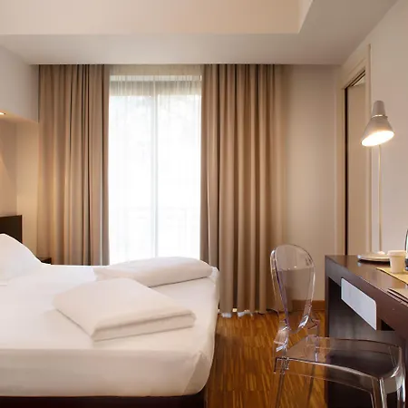 Astoria 4*