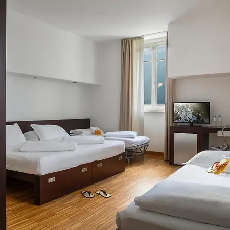Astoria 4* Riva